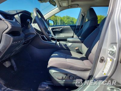 Zdjęcie 7 z 13 samochodu: 2023 TOYOTA RAV4 XLE VIN:2T3P1RFV0PW355078 - miniatura