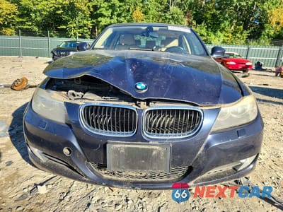 Piąte zdjęcie samochodu w środku: 2009 BMW 328 XI VIN:WBAPK73599A454504 - miniatura