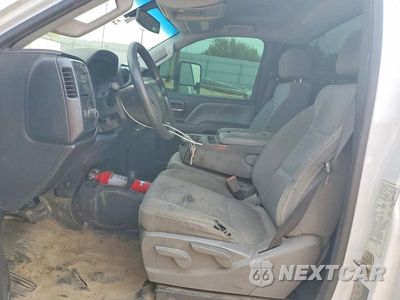 Zdjęcie 7 z 12 samochodu: 2019 CHEVROLET SILVERADO K2500 HEAVY DUTY VIN:1GB0KREG2KF247805 - miniatura