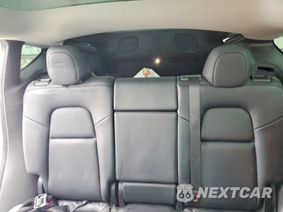 Zdjęcie 10 z 13 samochodu: 2022 TESLA MODEL Y VIN:7SAYGDEF4NF307282 - miniatura