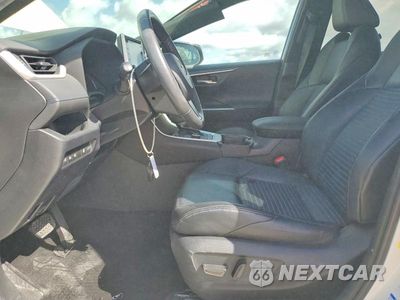 Zdjęcie 7 z 14 samochodu: 2020 TOYOTA RAV4 XSE VIN:4T3EWRFV6LU008017 - miniatura