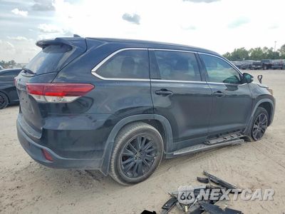Trzecie zdjęcie samochodu z tyłu: 2019 TOYOTA HIGHLANDER SE VIN:5TDKZRFH4KS354894 - miniatura
