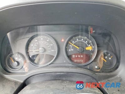 Zdjęcie 9 z 13 samochodu: 2015 JEEP PATRIOT SPORT VIN:1C4NJRBB2FD245079 - miniatura
