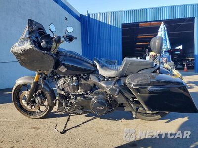 Trzecie zdjęcie samochodu z tyłu: 2021 HARLEY-DAVIDSON FLTRXS VIN:1HD1KTP28MB676258 - miniatura