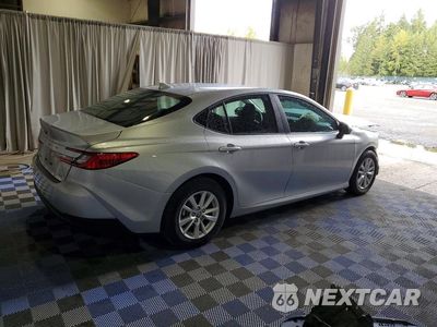 Trzecie zdjęcie samochodu z tyłu: 2026 TOYOTA CAMRY LE VIN:4T1DAACK3TU690613 - miniatura
