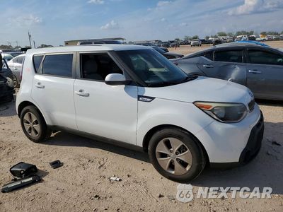 Czwarte zdjęcie samochodu z boku: 2015 KIA SOUL BASE VIN:KNDJN2A26F7141544 - miniatura