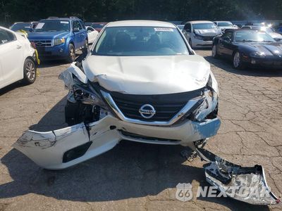 Piąte zdjęcie samochodu w środku: 2018 NISSAN ALTIMA 2.5 SR VIN:1N4AL3AP0JC290884 - miniatura