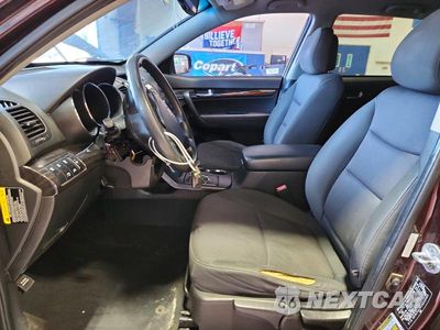 Zdjęcie 7 z 12 samochodu: 2012 KIA SORENTO LX VIN:5XYKT4A60CG222465 - miniatura