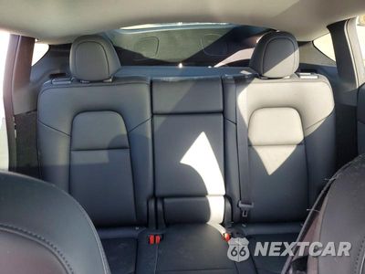 Zdjęcie 10 z 14 samochodu: 2023 TESLA MODEL Y VIN:7SAYGDEE4PA088752 - miniatura