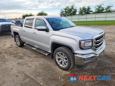 Czwarte zdjęcie samochodu z boku: 2018 GMC SIERRA K1500 SLT VIN:3GTU2NEC4JG523899 - miniatura