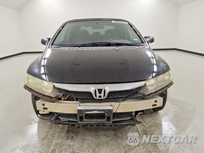 Piąte zdjęcie samochodu w środku: 2009 HONDA CIVIC LX VIN:2HGFA16599H328608 - miniatura
