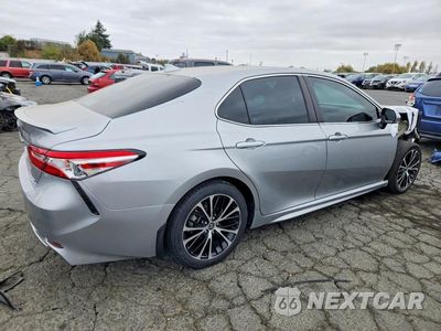 Trzecie zdjęcie samochodu z tyłu: 2020 TOYOTA CAMRY SE VIN:4T1J31AK9LU538383 - miniatura