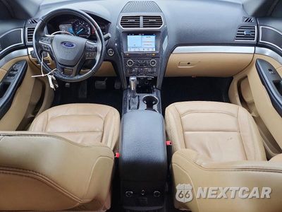 Zdjęcie 8 z 14 samochodu: 2017 FORD EXPLORER XLT VIN:1FM5K7D81HGC99294 - miniatura