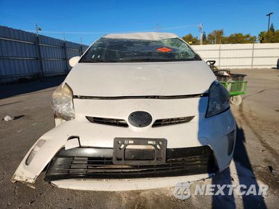 Piąte zdjęcie samochodu w środku: 2015 TOYOTA PRIUS THREE VIN:JTDKN3DU1F0420173 - miniatura