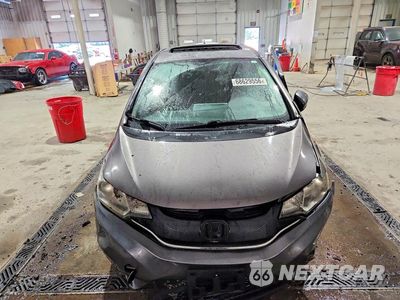 Piąte zdjęcie samochodu w środku: 2017 HONDA FIT EX VIN:JHMGK5H78HS019224 - miniatura