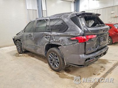 Drugie zdjęcie samochodu z przodu: 2026 TOYOTA SEQUOIA PLATINUM VIN:7SVAAABA2TX077869 - miniatura