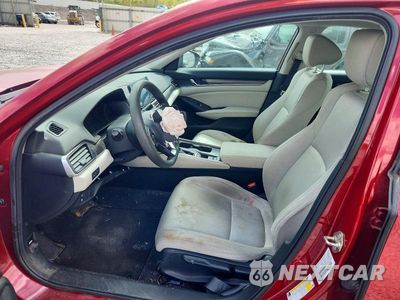 Zdjęcie 7 z 12 samochodu: 2019 HONDA ACCORD LX VIN:1HGCV1F15KA136661 - miniatura