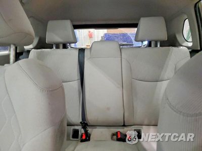 Zdjęcie 10 z 13 samochodu: 2022 TOYOTA COROLLA CROSS LE VIN:7MUCAABG0NV035190 - miniatura