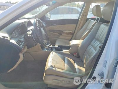 Zdjęcie 7 z 12 samochodu: 2011 HONDA ACCORD EXL VIN:5KBCP3F84BB002962 - miniatura