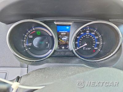 Zdjęcie 9 z 13 samochodu: 2012 HYUNDAI SONATA HYBRID VIN:KMHEC4A42CA042086 - miniatura