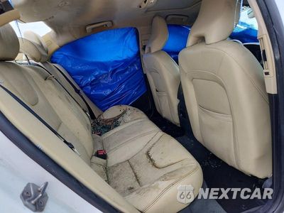 Zdjęcie 10 z 12 samochodu: 2016 VOLVO S60 PREMIER VIN:YV126MFK9G2402860 - miniatura