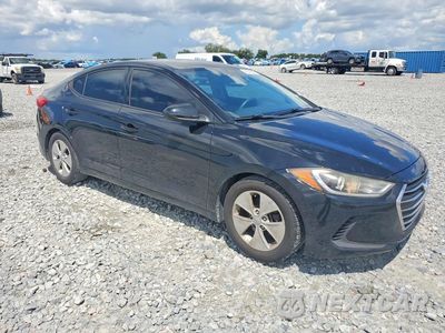 Czwarte zdjęcie samochodu z boku: 2018 HYUNDAI ELANTRA SE VIN:5NPD74LF1JH308433 - miniatura