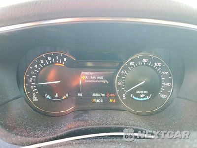 Zdjęcie 9 z 13 samochodu: 2019 LINCOLN MKC RESERVE VIN:5LMTJ3DH1KUL43626 - miniatura