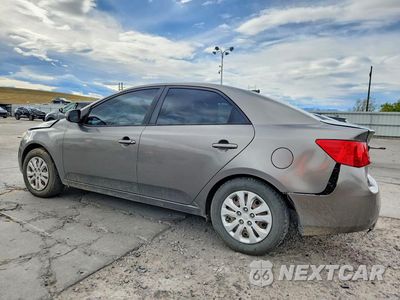 Drugie zdjęcie samochodu z przodu: 2012 KIA FORTE EX VIN:KNAFU4A2XC5632725 - miniatura