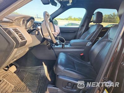 Zdjęcie 7 z 13 samochodu: 2019 LAND ROVER DISCOVERY SE VIN:SALRG2RVXKA093550 - miniatura