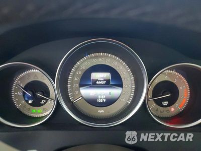 Zdjęcie 9 z 12 samochodu: 2014 MERCEDES-BENZ C 250 VIN:WDDGF4HB5ER308011 - miniatura