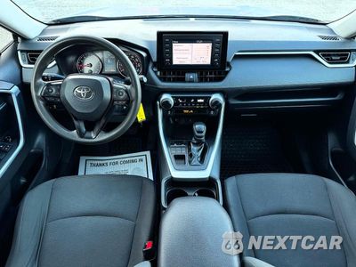 Zdjęcie 9 z 11 samochodu: 2019 TOYOTA RAV4 LE VIN:JTMF1RFVXKD012957 - miniatura