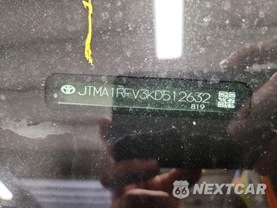 Zdjęcie 13 z 13 samochodu: 2019 TOYOTA RAV4 XLE PREMIUM VIN:JTMA1RFV3KD512632 - miniatura
