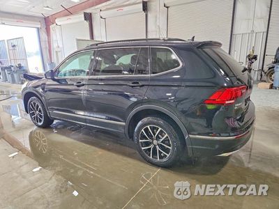 Drugie zdjęcie samochodu z przodu: 2021 VOLKSWAGEN TIGUAN SE VIN:3VV3B7AX4MM113028 - miniatura