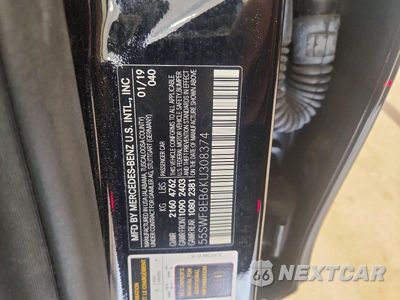 Zdjęcie 12 z 12 samochodu: 2019 MERCEDES-BENZ C 300 4MATIC VIN:55SWF8EB6KU308374 - miniatura