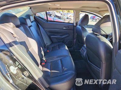 Zdjęcie 10 z 12 samochodu: 2019 NISSAN ALTIMA SL VIN:1N4BL4EV5KC258341 - miniatura