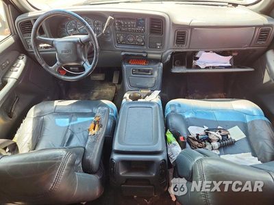 Zdjęcie 8 z 12 samochodu: 2001 GMC NEW SIERRA C1500 VIN:2GTEC19T011382567 - miniatura