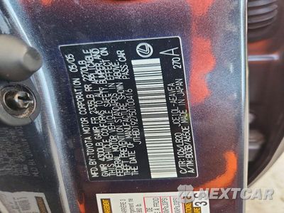 Zdjęcie 12 z 12 samochodu: 2005 LEXUS IS 300 BASE VIN:JTHBD192750100416 - miniatura