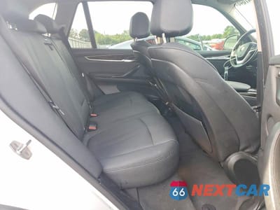 Zdjęcie 10 z 12 samochodu: 2016 BMW X5 XDRIVE35I VIN:5UXKR0C53G0S87817 - miniatura