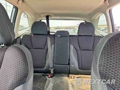 Zdjęcie 10 z 13 samochodu: 2019 SUBARU FORESTER PREMIUM VIN:JF2SKAGC2KH595125 - miniatura
