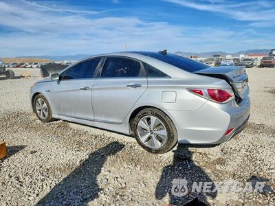 Drugie zdjęcie samochodu z przodu: 2012 HYUNDAI SONATA HYBRID VIN:KMHEC4A43CA023451 - miniatura