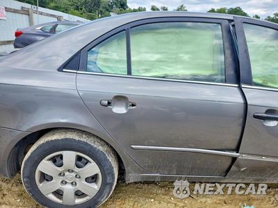 Zdjęcie 10 z 12 samochodu: 2010 HYUNDAI SONATA GLS VIN:5NPET4AC7AH651532 - miniatura