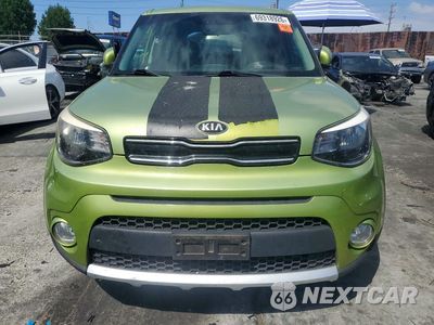 Piąte zdjęcie samochodu w środku: 2018 KIA SOUL + VIN:KNDJP3A58J7888274 - miniatura