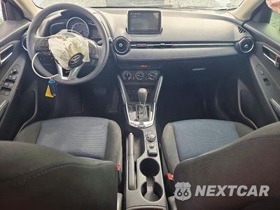 Zdjęcie 8 z 12 samochodu: 2018 TOYOTA YARIS IA BASE VIN:3MYDLBYV4JY316188 - miniatura