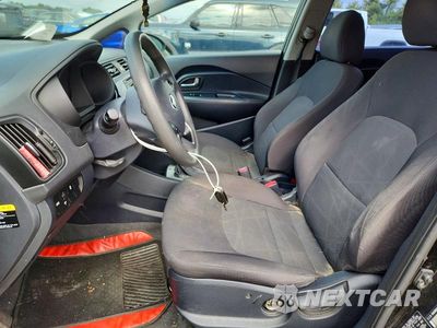 Zdjęcie 7 z 12 samochodu: 2017 KIA RIO LX VIN:KNADM4A3XH6011907 - miniatura