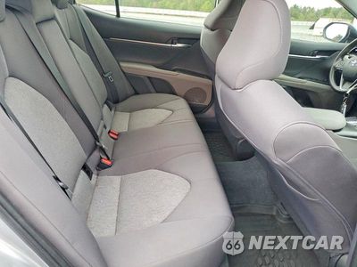 Zdjęcie 10 z 12 samochodu: 2022 TOYOTA CAMRY LE VIN:4T1C11AK1NU688389 - miniatura