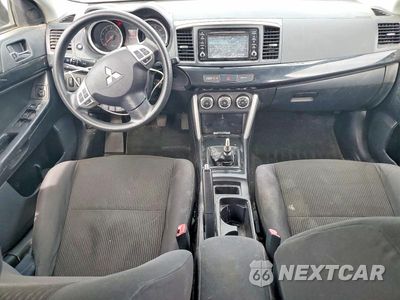 Zdjęcie 8 z 13 samochodu: 2017 MITSUBISHI LANCER ES VIN:JA32U2FU4HU003697 - miniatura