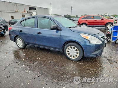 Czwarte zdjęcie samochodu z boku: 2015 NISSAN VERSA 1.6 S VIN:3N1CN7AP2FL820579 - miniatura