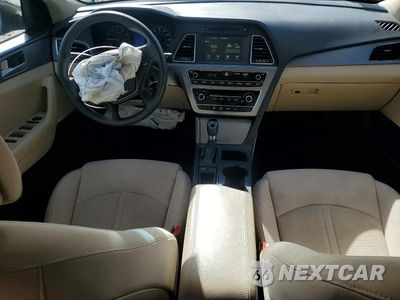 Zdjęcie 8 z 12 samochodu: 2016 HYUNDAI SONATA SE VIN:5NPE24AF7GH427747 - miniatura