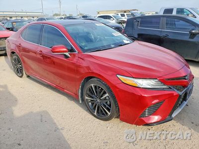 Czwarte zdjęcie samochodu z boku: 2020 TOYOTA CAMRY XSE VIN:4T1K61AK3LU335694 - miniatura