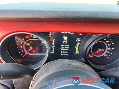 Zdjęcie 9 z 12 samochodu: 2021 JEEP WRANGLER UNLIMITED RUBICON VIN:1C4JJXFM7MW536211 - miniatura